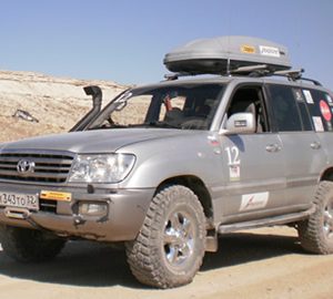 One-Way Car Rental from Kigali to Kampala
